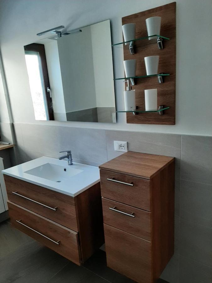 Apartment Anna 라시네스 외부 사진